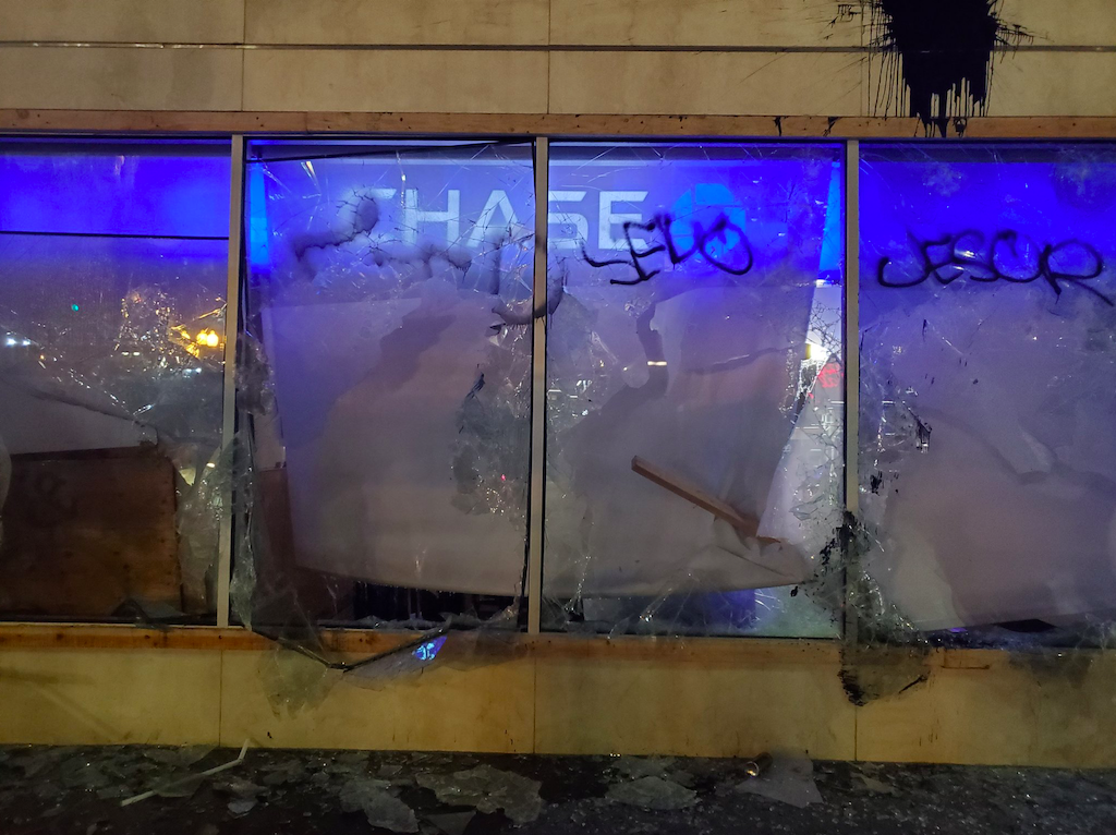 chase bank windows broken